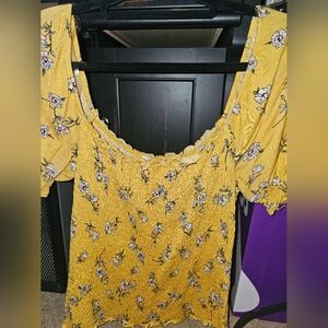 Off Shoulder Crop Top